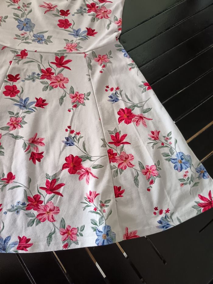 Robe 👗 - photo numéro 3