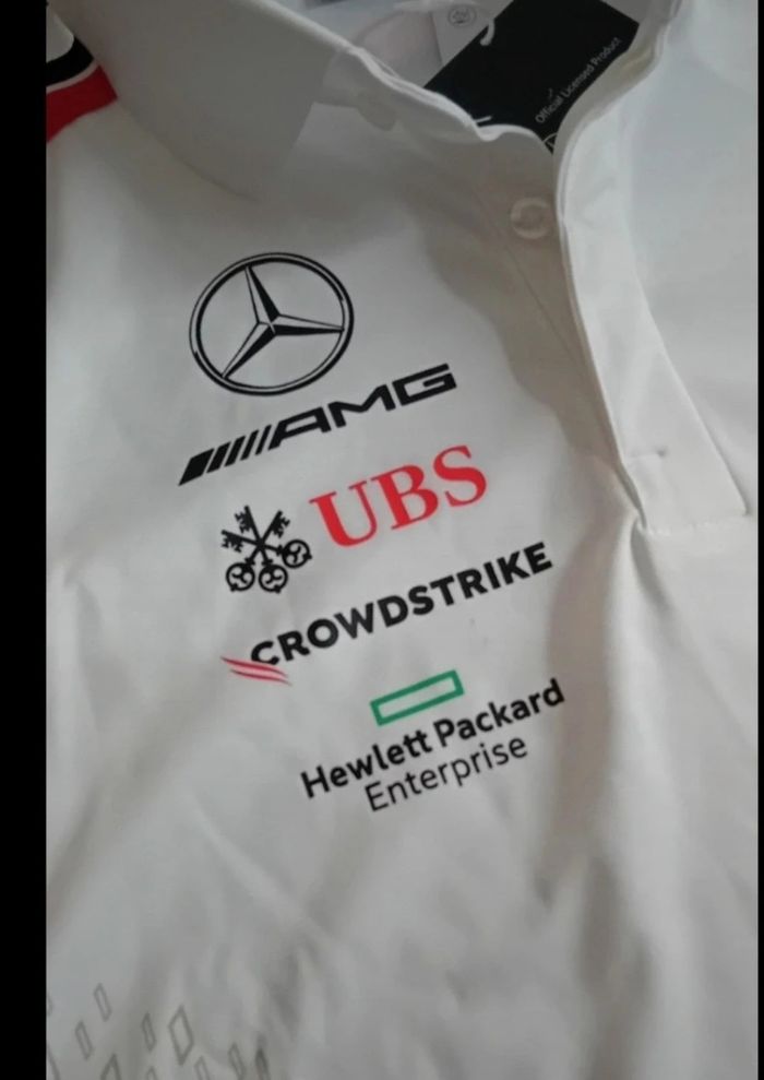 Polo Officiel Mercedes AMG petronas f1 Team Modèle 2023 ou 2024 - photo numéro 3