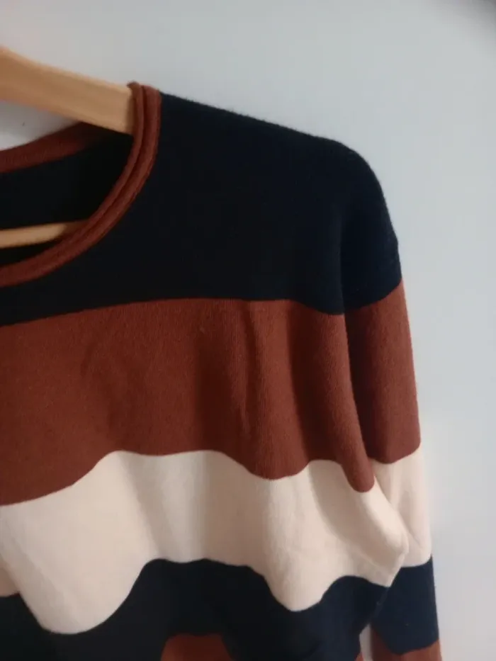 Pull / Sweat femme M à rayures larges c87 - photo numéro 11
