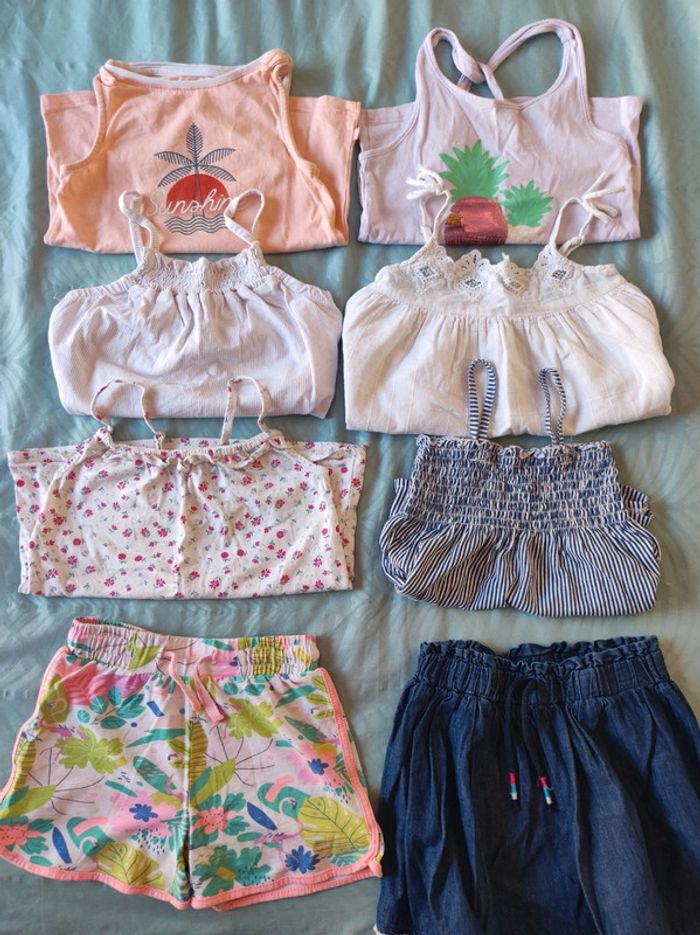 Lot vêtements taille 4 ans