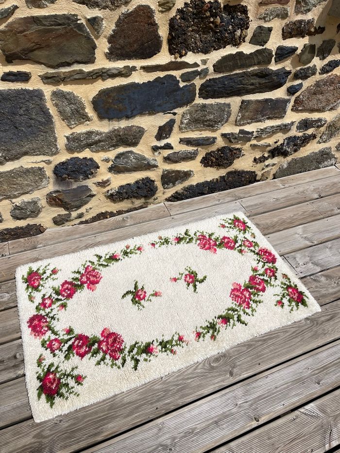Tapis / descente de lit fleuris - Style Vintage - photo numéro 2