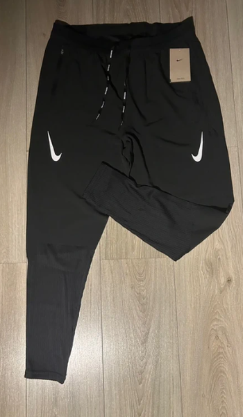 Nike Running AeroSwift 