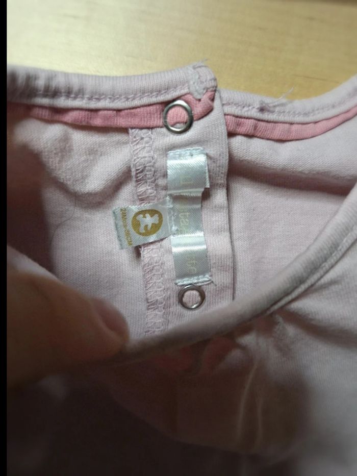 T-shirt manches longues pour fille taille 24 mois Marque lulu Castagnettes très bon état - photo numéro 5