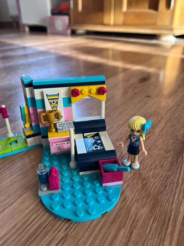 Lego friends chambre de Stéphanie 41328 - photo numéro 5