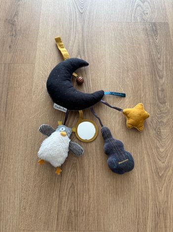 Jeux éveil bébé 