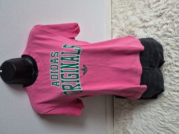 Tee Shirt Adidas rose - Taille XS (grand) - Très bon état