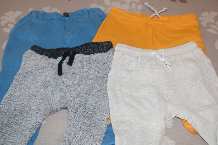 Lot de pantalons style jogging - photo numéro 2