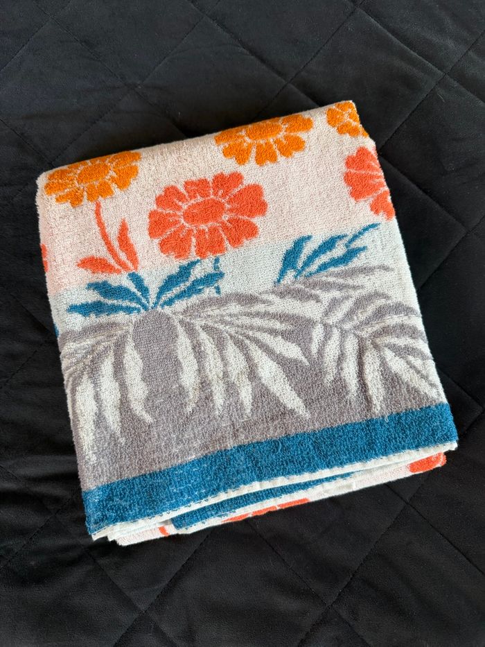 Drap de bain neuf - photo numéro 1