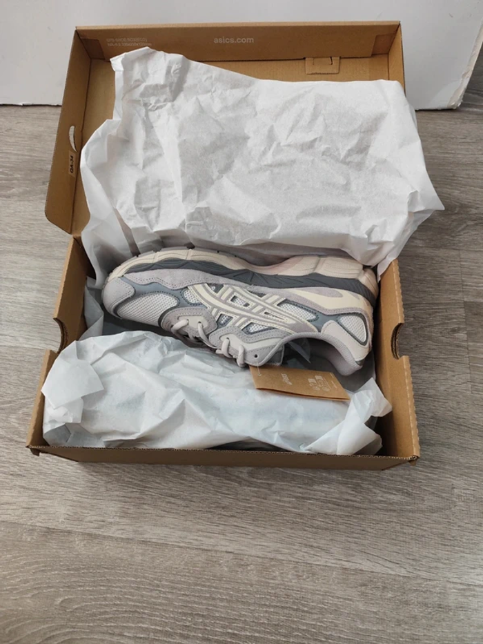 Asics GEL-NYC  taille 42 - photo numéro 8