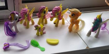 Lot my little Pony