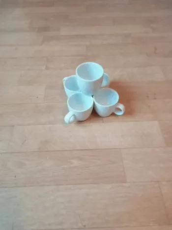 Lot de 5 petites tasses à café