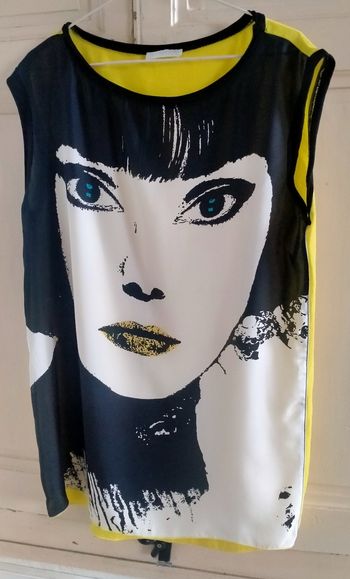 Tunique imprimé femme/ taille 42-44/ tres bon etat.