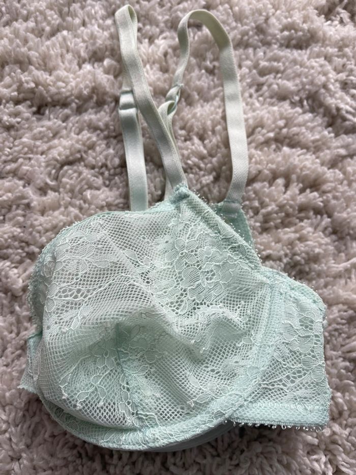 Soutien-gorge corbeille Miss Helen de Monoprix taille 90B couleur vert d’eau-menthe - photo numéro 2