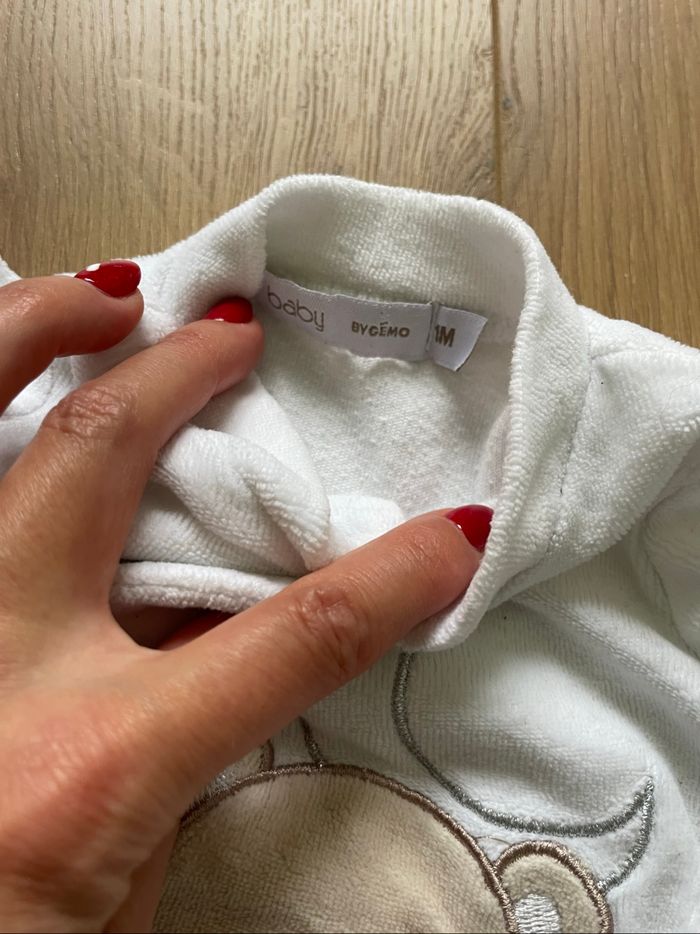 2 pyjamas 1 mois - photo numéro 3
