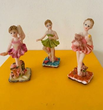 Figurines résine Danseuses