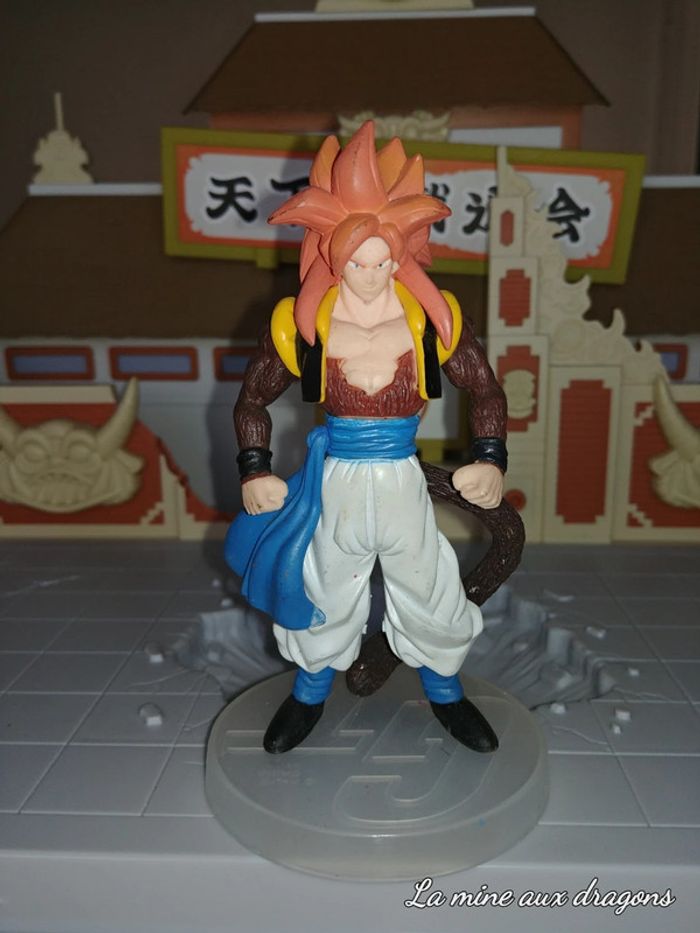 Figurine Dragon Ball Z Real Works DBZ Gogeta SS4 figure DBZ DBS rare SSJ4