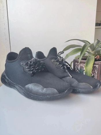 Baskets Bershka taille 41