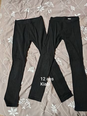 Lot de 2 legging noir Kiabi 12 ans très bon état 