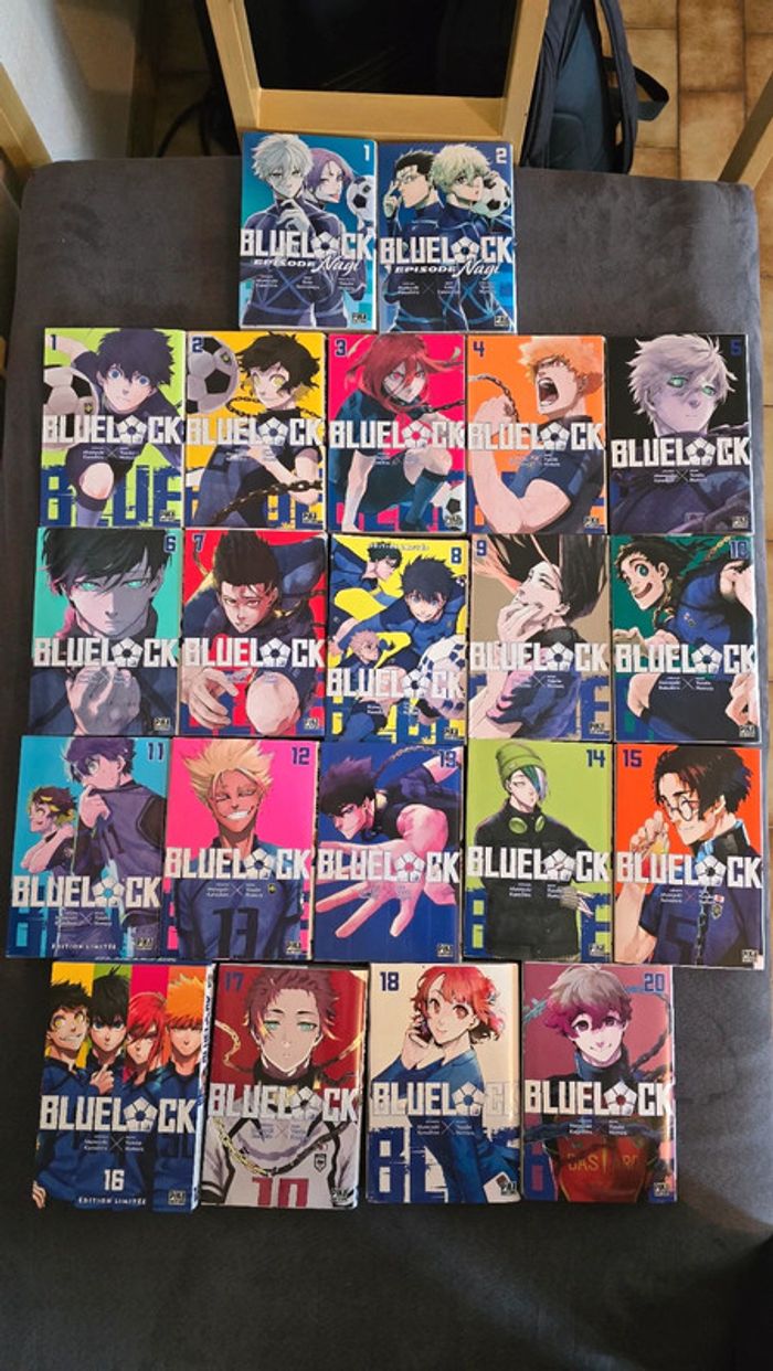 lot manga blue lock avec ticket d'or nagi