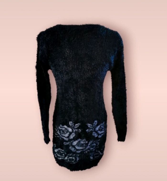 Robe en pilou avec roses noire et grise taille 8 ans - photo numéro 2