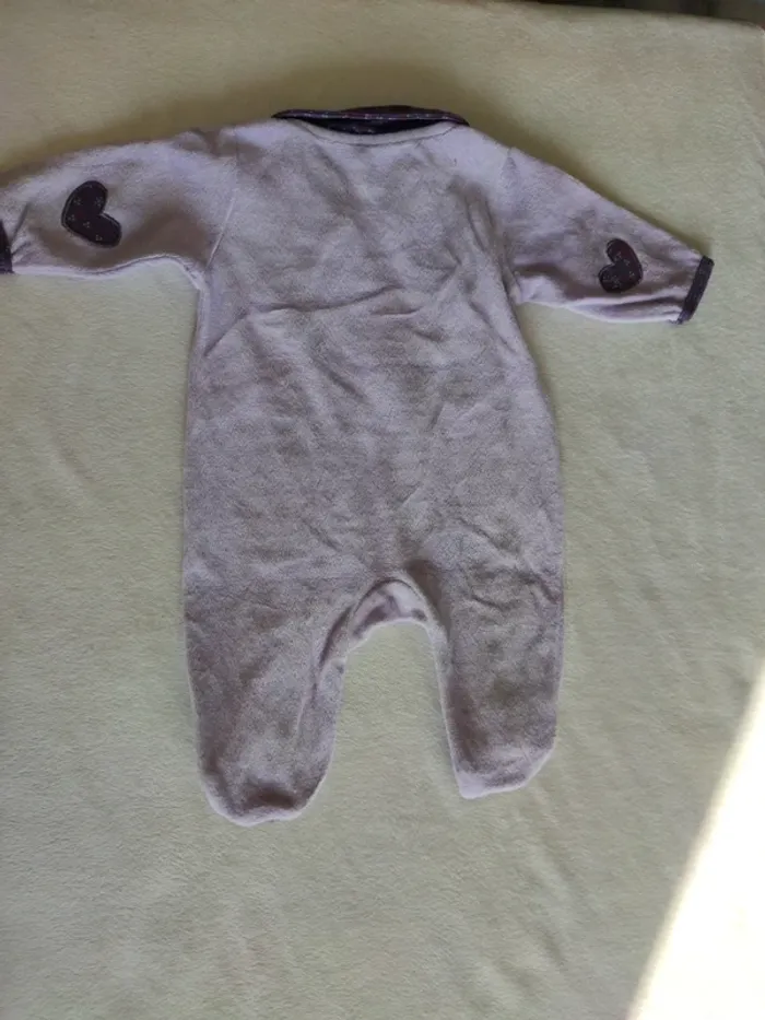 Pyjama velours 1 mois - photo numéro 2