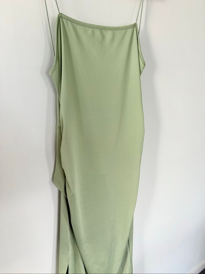 Robe neuf - photo numéro 4