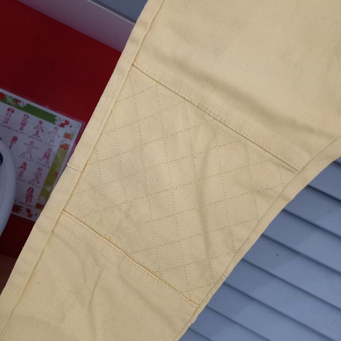 Pantalon jaune - photo numéro 2
