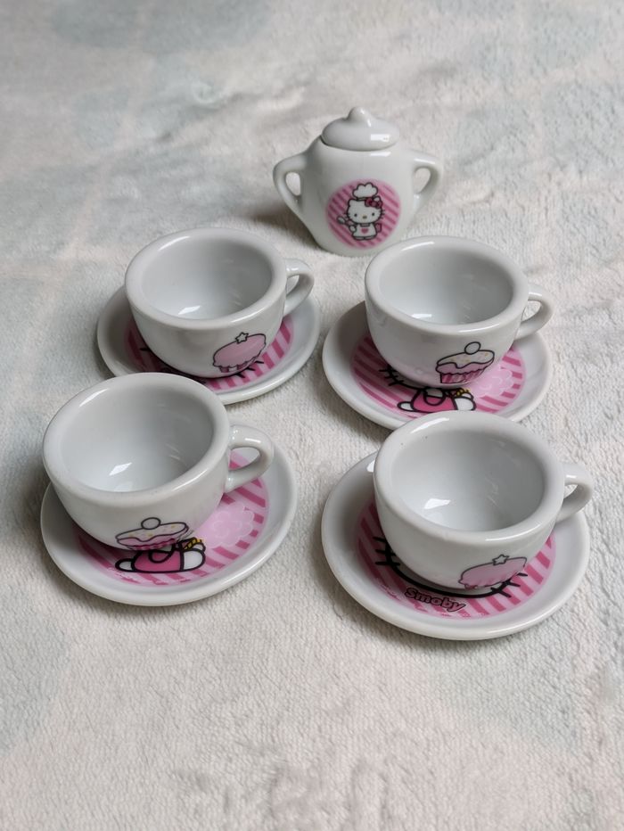 Dinette Hello Kitty - photo numéro 2