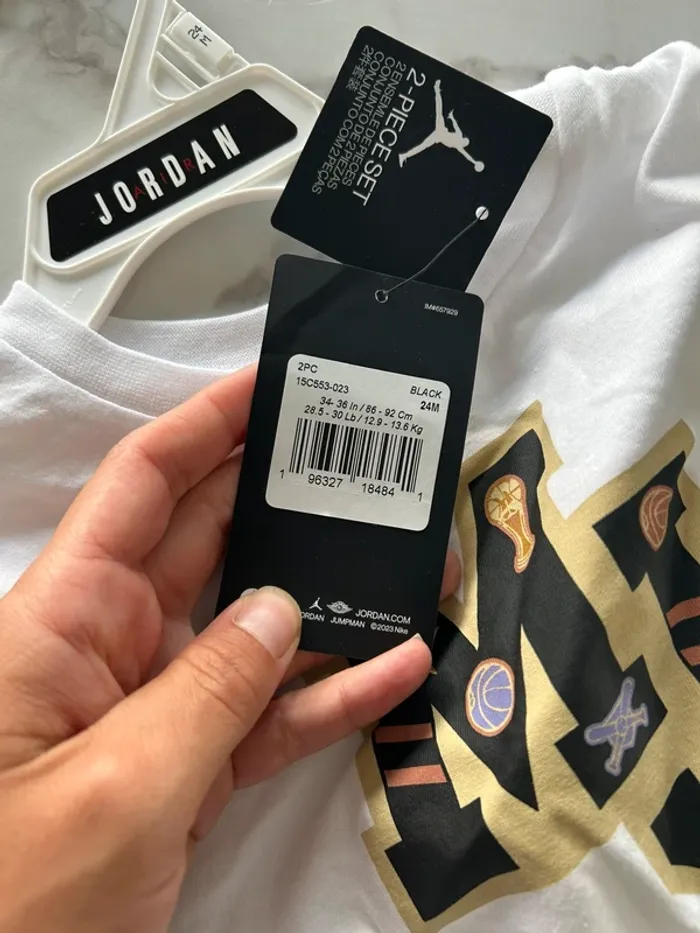 Ensemble Jordan taille 24 mois - photo numéro 4