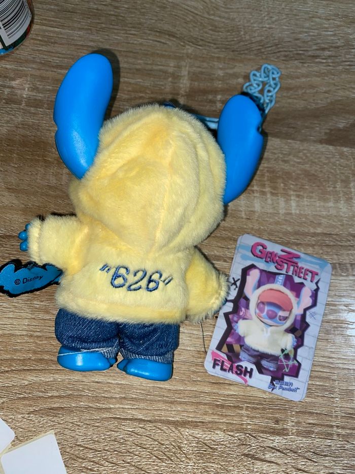 Porte clé Stitch Gen z street - photo numéro 2