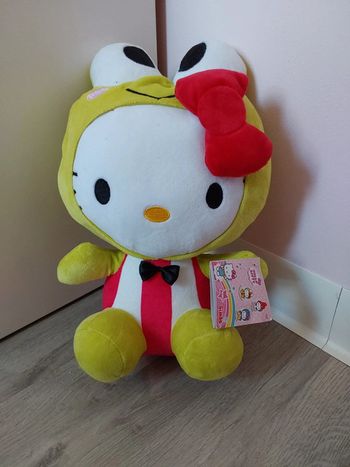 Peluche Hello Kitty 🐸