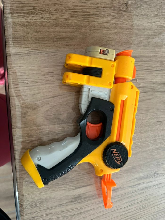 Pistolet nerf - photo numéro 2