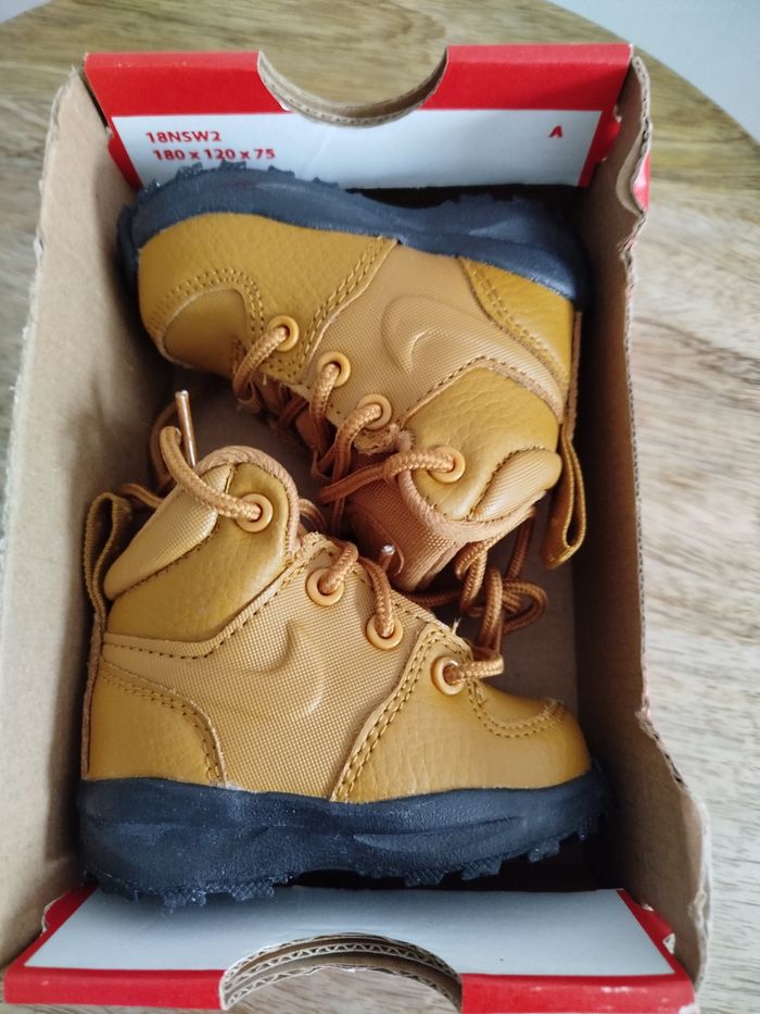 Baskets NIke T17 - photo numéro 7