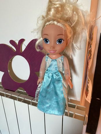 Poupée Elsa la reines des neiges