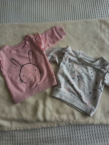 Lot 2 sweat 1 mois