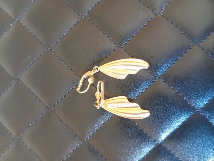 Boucle d'oreille