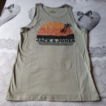 Debardeur de taille 16ans 