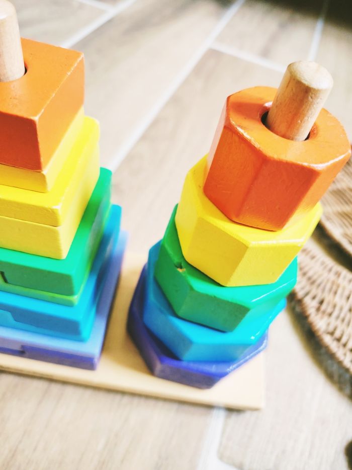 🌈 Formes géométriques multicolores  à trier et empiler en bois marque Melissa et Doug JB1663 - photo numéro 2
