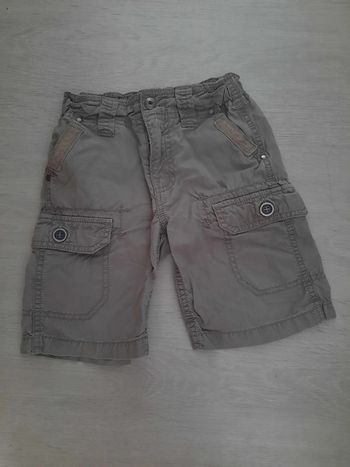Short gris - 3 ans