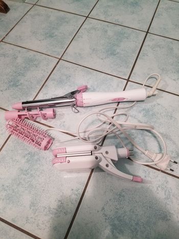 Ensemble fer à boucler