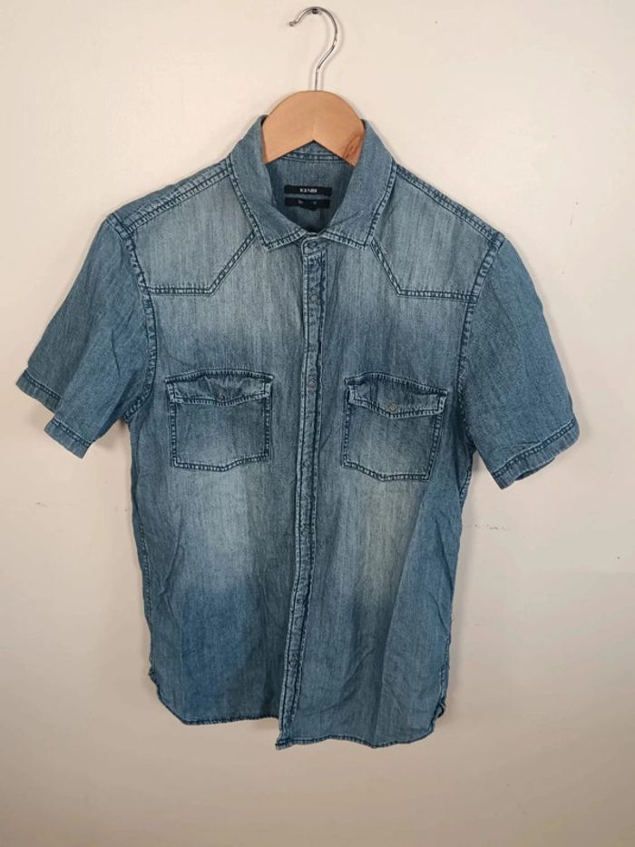 C26 chemise bleu kiabi S