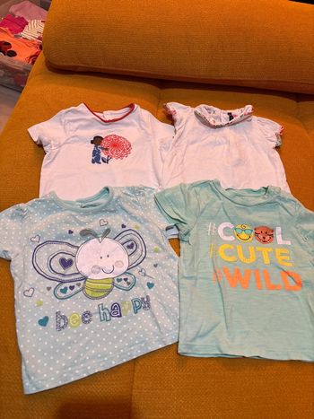 Lot 4 tee shirts 9 mois