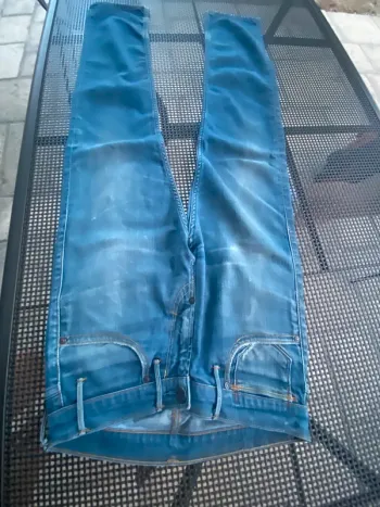 Jean bleu Levi’s w29L32