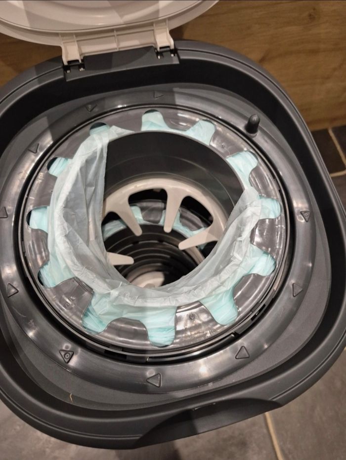 Poubelle à couches - photo numéro 2