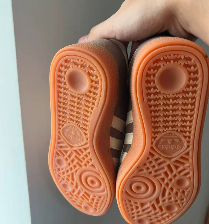 Baskets Adidas Special taille 44.5 - photo numéro 5