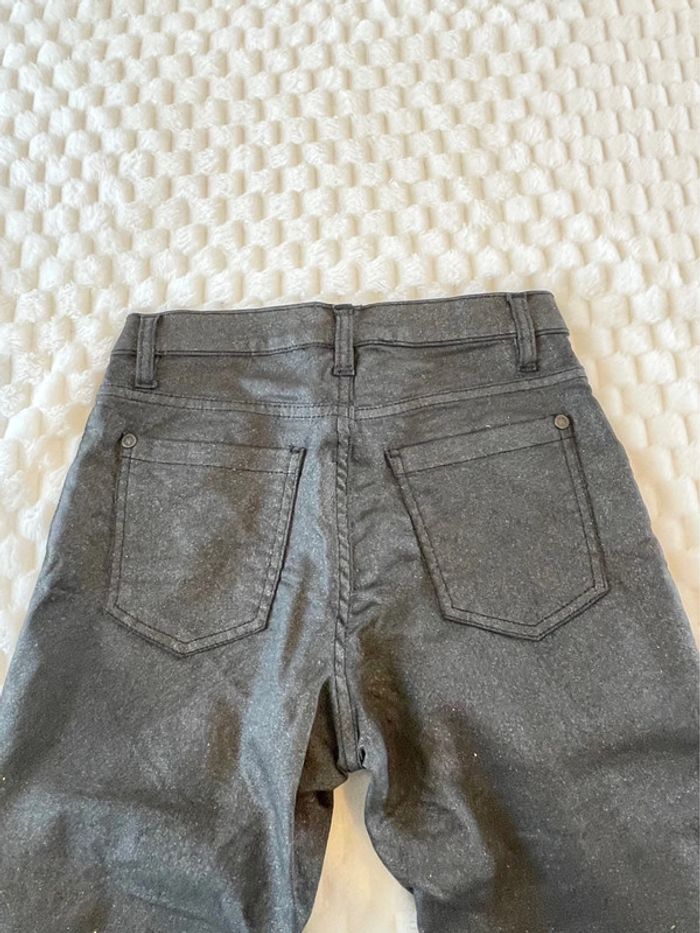 Pantalon brillant - photo numéro 4