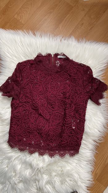Haut en dentelle Zara