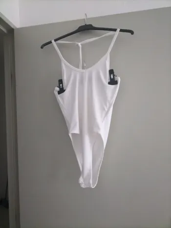 Body dos-nu
