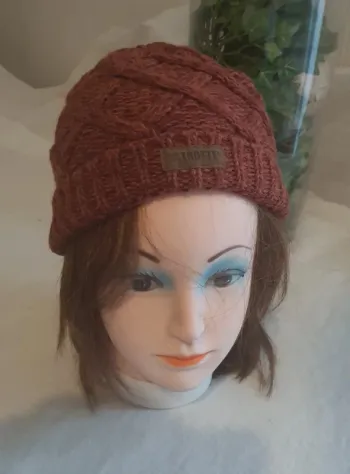 Bonnet "Petit globe trotter" de Herlaine Paris