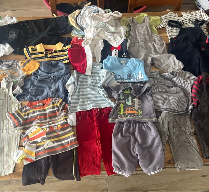Lot vêtements garçon 6 mois - photo numéro 3